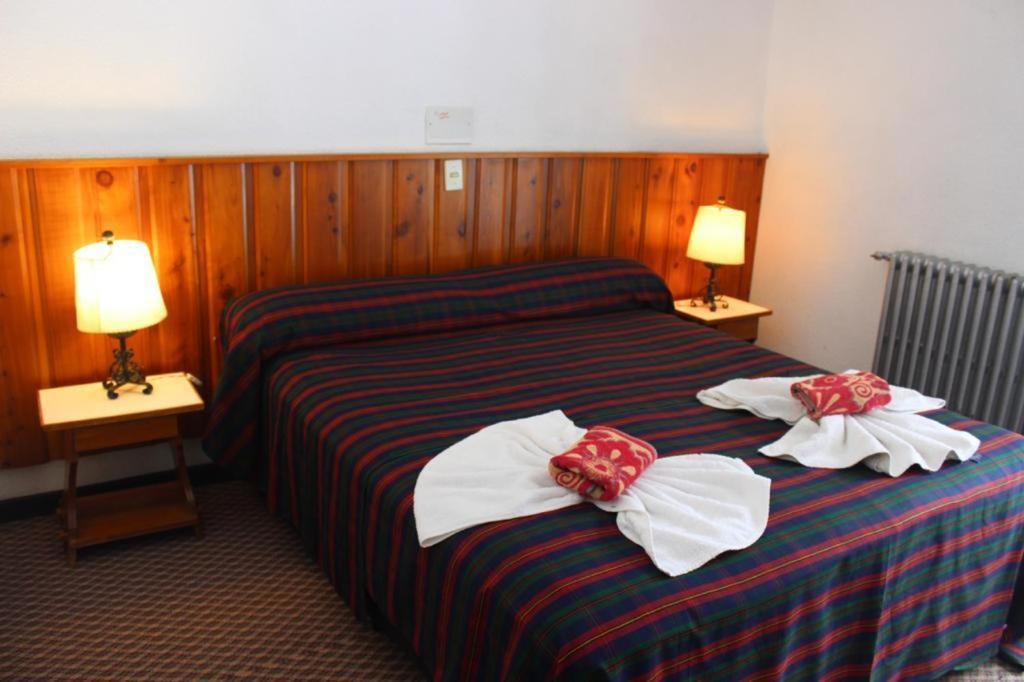 Hotel Dinko San Carlos de Bariloche Exterior foto